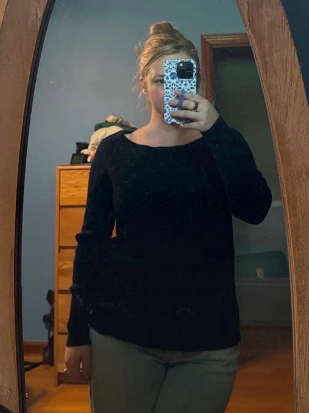GAP Black Women's Crewneck Sweater